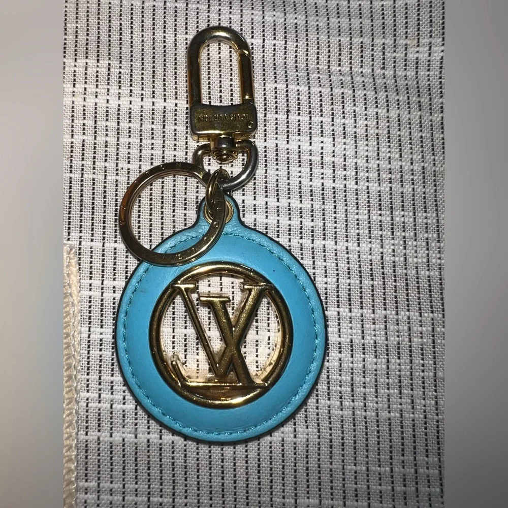 Louis Vuitton Blue & Cream LV Circle‎ Logo Keychain w/ COA, Dust Bag & Box